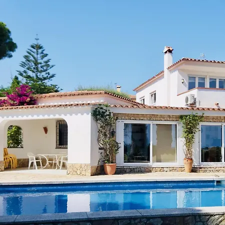 Holiday home Ensueno Costabravasi *