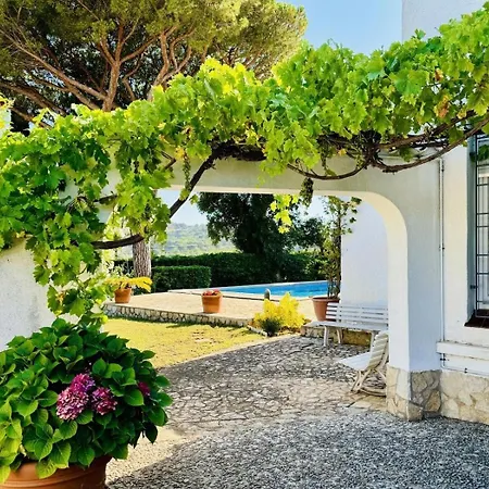 Holiday home Ensueno Costabravasi Bufaganas